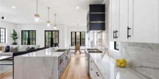 1385 Sylvan Circle NE Gallery 5