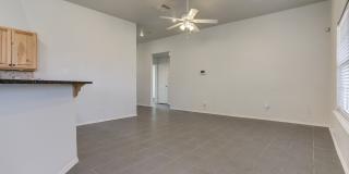 1608 48th Street Gallery 9