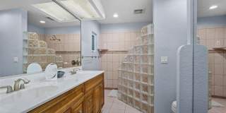 2014 8TH TERRACE SE Gallery 10