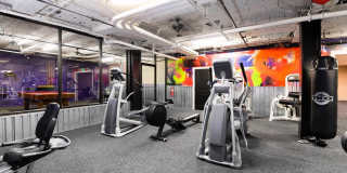 301 N CHARLES Street Gallery 20