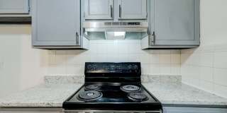3 bedroom 2.5 bath - NW Highway and Rockwell Gallery 7