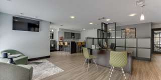 The Manhattan Gallery 41