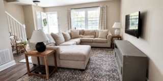 2102 Jamestown Cmn Gallery 1