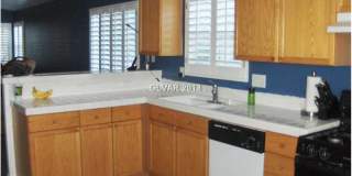 1 story home with 2 car garage in a gated community 1 story home with 2 car garage in a gated community Gallery 4