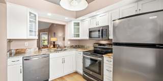 Furnished Gulf Access Canal View Gallery 3