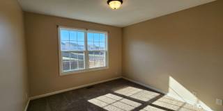 $1650 - 3 Bedroom 2 Bath Ranch Home Gallery 16