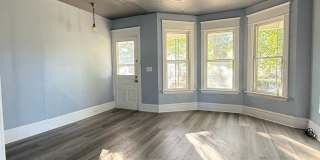 3-Bedroom Townhouse in Moline Gallery 1