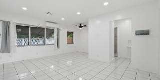 1201 N VICTORIA PARK Road Gallery 1