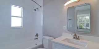 The Hyde Park Collection Gallery 30