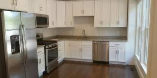 Newly renovated townhome in Newton!! Gallery 1