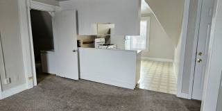 260 Laurel St Gallery 4