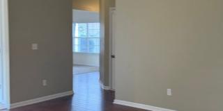 Spacious 4BR House in Greer Gallery 1