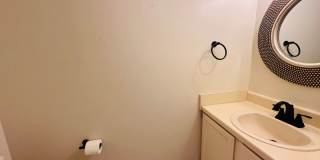 4 Bedroom, 4 Bath Townhouse Gallery 11