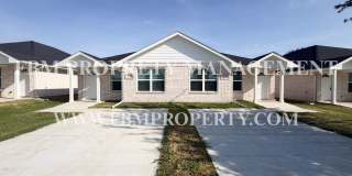 114 E Camden St - Brand New 2 Bedroom, 2 Bathroom Duplex Located in Rice, TX! Gallery 1
