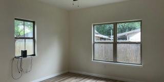 1217 W 11th Avenue Gallery 14