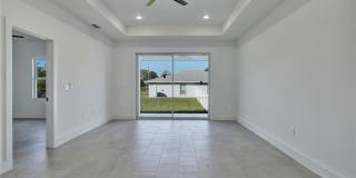 918 Eisenhower Boulevard Gallery 4