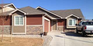 Beautiful 3 Bedroom 2 Bath Ranch-Style Home in SW Loveland! Gallery 1