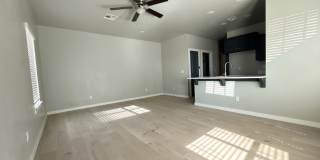 Modern 2-Bedroom Duplex Unit | Stylish Design & Prime Location Gallery 12