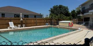 4318 Southeast 5th Avenue Gallery 17