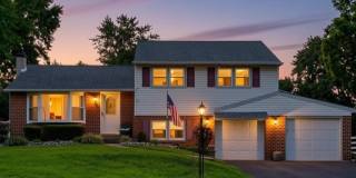 2176 MEADOWVIEW DRIVE Gallery 1
