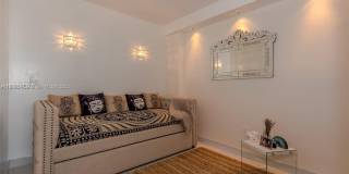 19390 Collins Ave Gallery 22