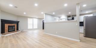 Stone Mountain 3 Bed/2Ba Gem! Gallery 1