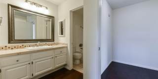309 Stanford Gallery 6