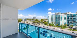 7501 E Treasure Dr Gallery 26