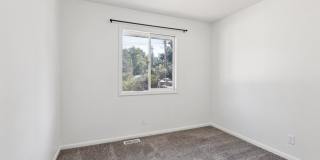 Updated Lincoln 3 Bedroom!! Gallery 10
