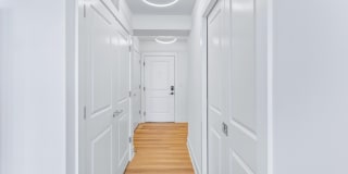701 N HENRY Street Gallery 13