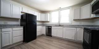 1/2 Mo Off Special - Historic area - China Grove- 1 bed,1bath Unit Gallery 11