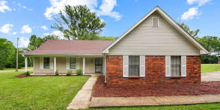 2334 N Pine Lea Drive Gallery 1