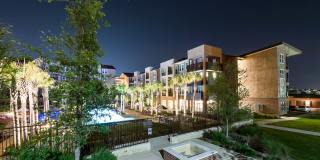 The Vance at Huebner Oaks Gallery 5