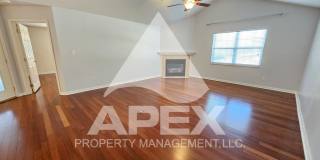 MOVE-IN SPECIAL, $1 RENT!! - Stunning 2 Bd-2 Ba Condo with 1-Car garage in North Knox! END UNIT! Gallery 1