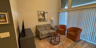 3 Bedroom / 2 Bath End-Unit Condo in Crossland Downs – Across from the AU Vet School Gallery 5