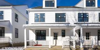 453 E FRANKLIN Street unit: Twin Gallery 1