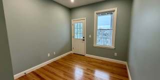 663 Columbia Road Gallery 10