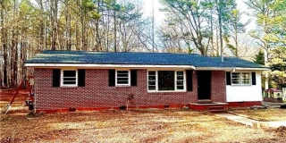 53 Pool Circle Gallery 1