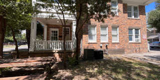 3bed/1bath Duplex on West Campus Gallery 1