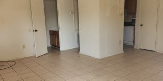 1629 Cooper Road, Apartment B Gallery 1