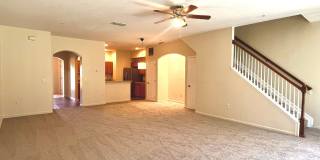 3 Bedroom, 2.5 Bathroom 2-Story Townhouse in Gated Community - Kissimmee Gallery 4