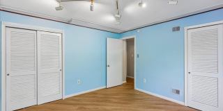 Bright & Stylish 2BR/1BA Condo in Sought-After Sumner Court in Bethesda Gallery 11