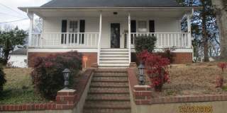 406 South Rose Avenue Gallery 1