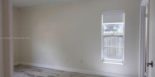 10121 NW 51st Ln Gallery 11