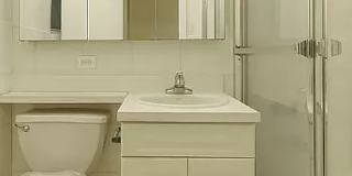 320 E 58th St Gallery 5