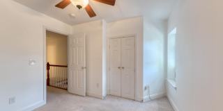 1818 BANK Street Gallery 12
