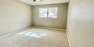 Gorgeous! Completely Remodeled 3/2/2 in Bayless with Washer/Dryer and Fridge! Gallery 28