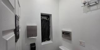 2412 N CHARLES N Gallery 8
