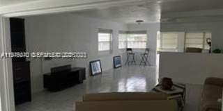 2631 Fillmore St Gallery 7