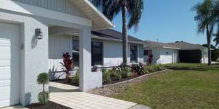 159 SE Santa Barbara Place Gallery 16